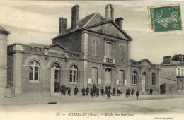 CPA (60)    NOAILLES      Ecole Des Garçons - Noailles