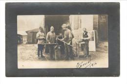 CARTE PHOTO (467 TMR ATELIER) Lisible Sur Le Scan ( Militaires 14.18 , Au Casernement) - To Identify