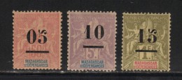 MADAGASCAR  N° 48 à 50 * Propres - Unused Stamps