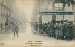 Delcampe - 75 PARIS 06 / Inondations 1910, Rue Des Saints Pères / - Paris (06)