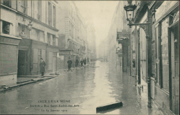 Delcampe - 75 PARIS 06 / Inondations 1910, Place St André Des Arts / - Paris (06)