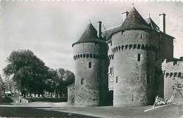 44 - GUERANDE - Porte Saint-Michet.  Monument Historique (Ed. Jansol, G.01) - Guérande