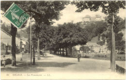 38/CPA A - Uriage -  Les Promenades - Uriage