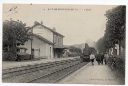 Cpa 77 - Champagne Sur Seine - La Gare (intérieur Avec Train) - Champagne Sur Seine