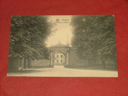 MODAVE  -    Entrée Du Château - Modave