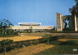 Afrique .Togo.Le Monument De L'independance Et La Maison Du Rassemblement Du Peuple - Togo