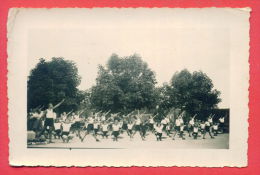 135672 / REAL PHOTO - YOUNG BOY GIRL Gymnastics Gymnastique  Gymnastik  - Bulgaria Bulgarie Bulgarien Bulgarije - Gimnasia