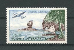 CALEDONIE PA N° 72 ** Neuf = MNH Superbe  Cote 38 € Roche Percée Bourail Avions Bateaux Planes Boats Paysages - Unused Stamps