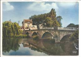 SAINT POURCAIN SUR SIOULE ; Le Pont Sur La Sioule Et L'hôtel Des Deux Ponts - Autres & Non Classés