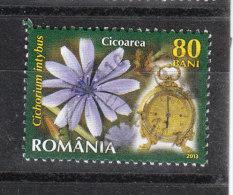 Romania   -   2013.  Fiore Aster E Orologio Antico.  Flower Aster And Antique Clock - Horloges