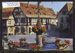 Dambach La Ville Fontraine Fleurie - Dambach-la-ville