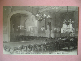 CP CHARBONNIERES LES BAINS N°3460 SALLE DES PETITS CHEVAUX - ECRITE EN 1915 - Charbonniere Les Bains