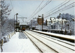 Linkebeek - Het Station In De Winter - & Train - Linkebeek