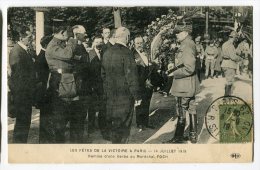 Ref 191 - Les Fêtes De La Victoire à Paris - 14 Juillet 1919 - Remise D'une Gerbe Au Maréchal Foch (1919) - Autres & Non Classés