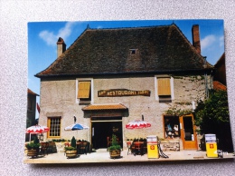 Bar-Restaurant-Tabac Chez Jean-Noël DAUVERGNE - POISSON (St Et Loire) Sur La Route Du Brionnais. Tél (85)81.10.72. SHELL - Cafés