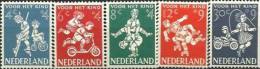 NEDERLAND   **    1958  680/684 - Nuovi