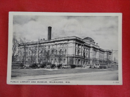 - Wisconsin > Milwaukee  Public Library  1938 Cancel    Ref  1105 - Milwaukee