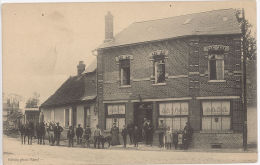 CPA HORNOY - RUE DU CHATEAU - BUREAU DE TABAC DUQUESNOY - Hornoy Le Bourg