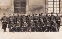 CP Photo Octobre 1914 Un Groupe De Soldats Du 29ème RI (A43, Ww1, Wk1) - Reggimenti