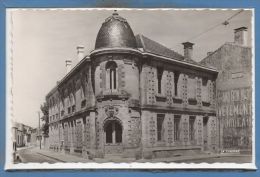 33 - LESPARRE --  La Poste - 1950 - 60 - Lesparre Medoc