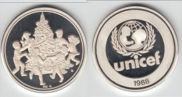 **** MEDAILLE EN ARGENT - SILBERMEDAILLE - UNICEF 1988 (avec Son Certificat) **** EN ACHAT IMMEDIAT !!! - Firma's