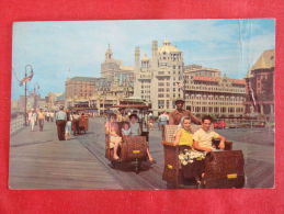 New Jersey  Atlantic City  Rolling Chairs 1962 Cancel  Right Side Crease R Ref 1110 - Atlantic City