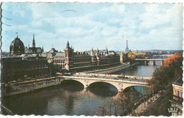 A209d France, Paris, La Conciergerie, Prison, Royal Palace, Palais De Justice, Lot Of 2 Postcards - Bagne & Bagnards