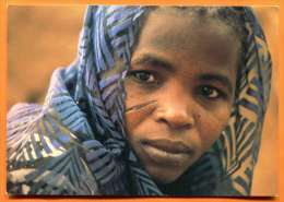 NIGER - Fille - Photo Marie- Ange Donzé- Scarifications - Níger