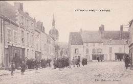 45-  ARTENAY   Le Marché - Artenay