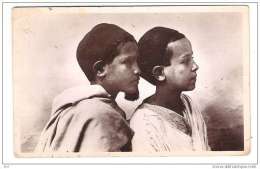 "Afrique Du Nord", Enfants; " Jeunes Indigènes; Photo Albert, Alger (Algérie) ; Années 50; B/TB - Enfants