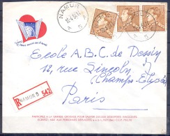 Lettre RECOMMANDEE  De NAMUR Le 15 4 1954  Pour PARIS     Affranchie Avec 3 Timbres - Covers & Documents