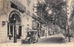 Vichy   03   L'International  Hôtel   (automobile)  (voir Scan) - Vichy