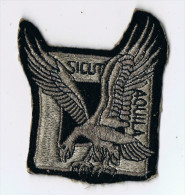 Ecusson    8.5 Cm  X  7 Cm     Aigle    Sicut   Aquila - Patches