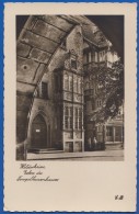 Deutschland; Hildesheim; Erker Des Tempelherrenhaus - Hildesheim