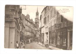 CPA - 58 - Nièvre : Nevers : Rue Du Commerce Et Beffroi : Animation , Maisons, Magasins , Beffroi ... - Nevers