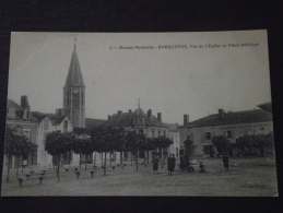 RABASTENS (Hautes-Pyrénées) - Vue De L'Eglise Et Place Publique - Grand Café Divan - Animée - Non Voyagée - Rabastens De Bigorre