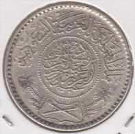 @Y@    Saoedi Arabie   1/2 Riyal 1935  / 1354   Zilver / Argent  (2454) - Saudi Arabia