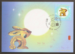 Macau Lapin De Métal Timbre En Relief Année Lunaire Carte Maximum 2011 Macao Metal Rabbit Lunar Year Maxicard - Astrology