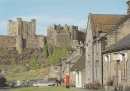 BT17877 Bamburgh Castle And Village Northumberland    2 Scans - Andere & Zonder Classificatie