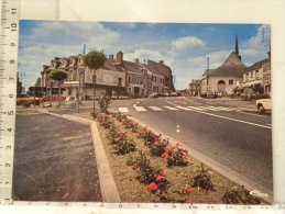 CPM (44) Loire Atlantique - VARADES - Place De La Victoire - Varades