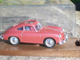 BRUMM -  R 121   PORSCHE 356 COUPE TETTO APRIBILE   AVEC SA BOITE Scala 1/43 - Brumm