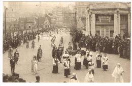 "Les Mystères Du Rosaire à La Procession De Sainte-Gudule à Bruxelles / De Rozenkrans In De Processie Van St Goedele" - Festivals, Events