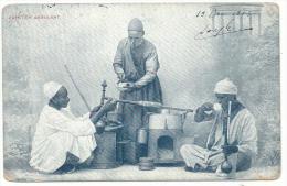 Cafetier Ambulant Au Caire Fumeur Narguilé, Cpa, Décembre 1915, Non Voyagée , - Marchands