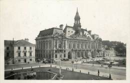 TOURS L'HOTEL DE VILLE ET LA PLACE DU PALAIS - Tours