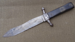 COUTEAU PARACHUTISTE FRANCAIS INDOCHINE / COUTEAU DE LANCET MILITAIRE - Knives/Swords