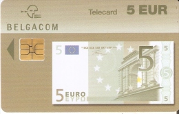 TARJETA DE BELGICA DE UN BILLETE DE 5 EUROS (BANKNOTE) 31/07/2005 - Timbres & Monnaies
