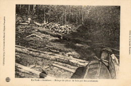 GODEBERT (Guyane) Bagne Bagnards Halage De Pièces De Bois Par Des Condamnés - Other & Unclassified