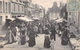 Eu   76    Place St Jacques. Le Marché - Eu