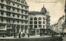 CPA 38  GRENOBLE RUE FELIX POULAT  Animée - Grenoble