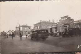 Delcampe - 59  AULNOYE / LA GARE  VIEUX BUS  CAMION   /////   REF2013 / DEC 24 - Aulnoye